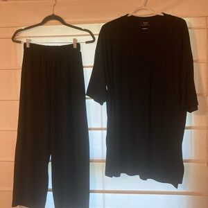 Dressed in LALA Black Ribbed Play Set